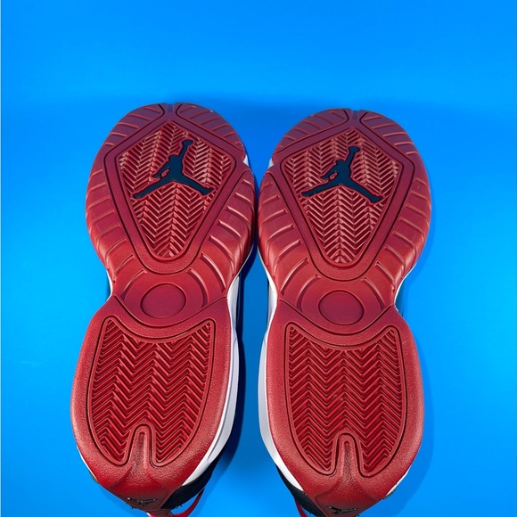 NEW Nike Jordan B’Loyal Black/White-Gym Red - Picture 10 of 10